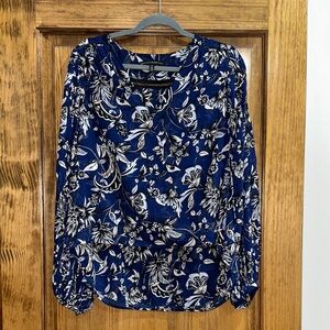 White House Black Market Navy and White Floral Blouse